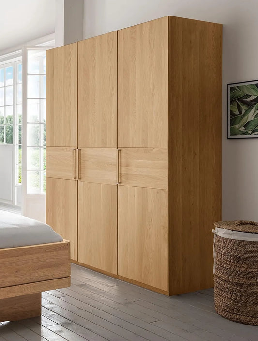 Kleiderschrank und Garderobenschrank: 3-türig, 150 × 217 × 58 cm, 150 cm